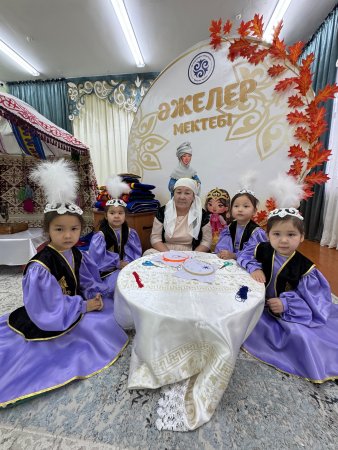 «Әжелер мектебі»жоспарына сәйкес "Кесте тігу өнері"
